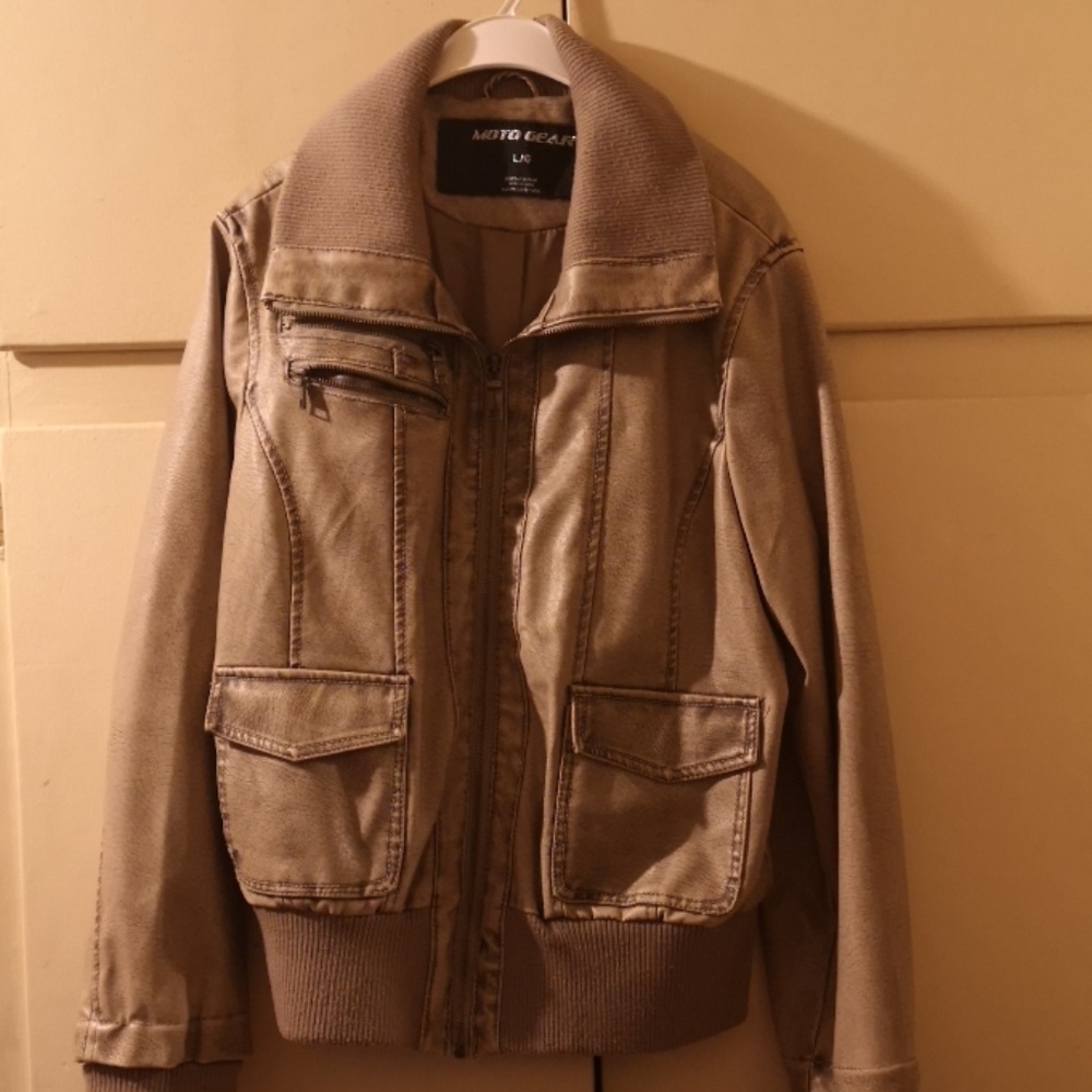 Motorcycle jacket Size large EUC